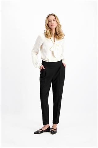 Eleganckie czarne spodnie na kant 85458 - 223111