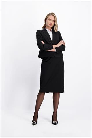 Czarny krótki żakiet damski 86053 - 399061