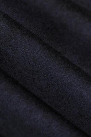 Wełniany płaszcz z kołnierzem 85804 - 409121